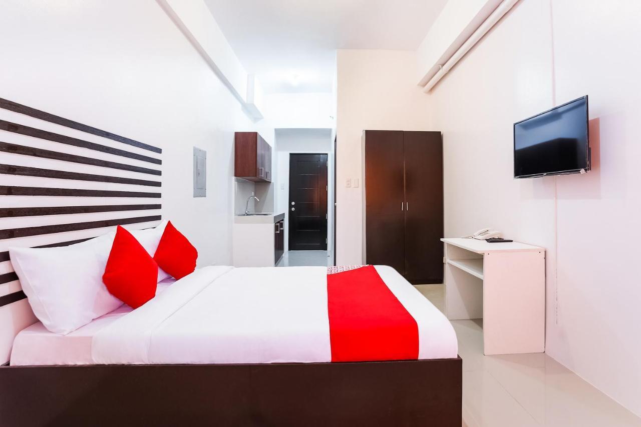 Oyo 505 Jardin Suites Manila Zewnętrze zdjęcie