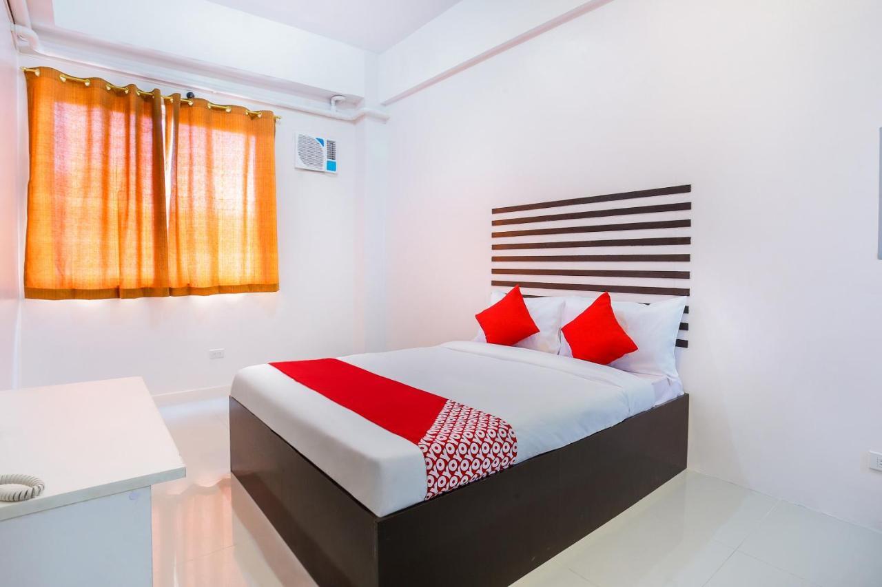 Oyo 505 Jardin Suites Manila Pokój zdjęcie