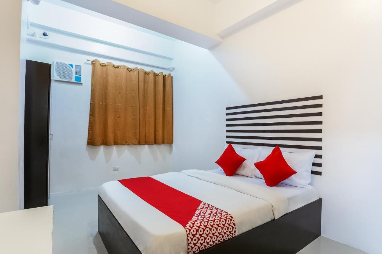 Oyo 505 Jardin Suites Manila Zewnętrze zdjęcie